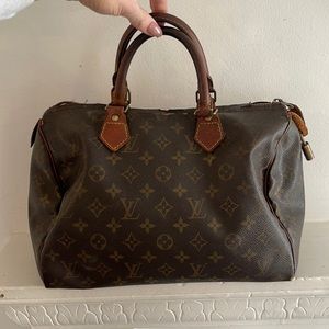 Louis Vuitton Vintage Monogram Speedy 30